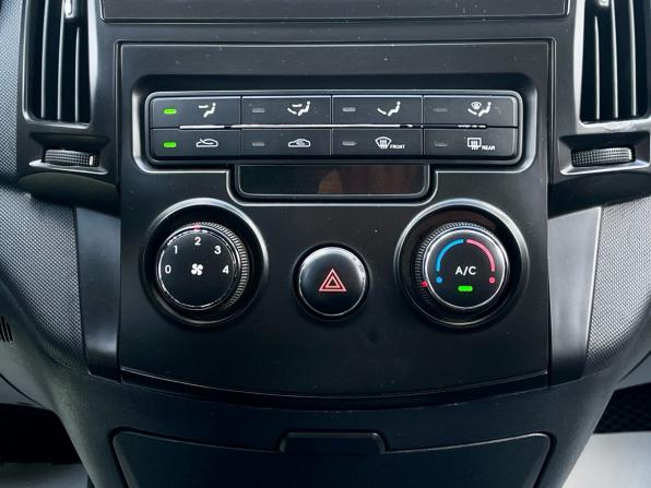 Hyundai i30 I Рестайлинг с пробегом 2010 года, цена 845 000 рублей, 206000 км, хэтчбек, Автокод Объявления