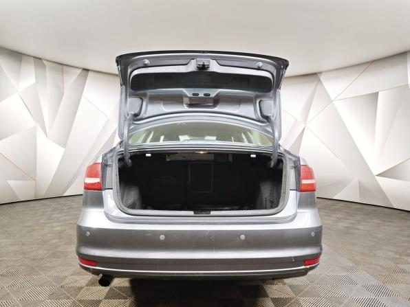 Volkswagen Jetta VI Рестайлинг с пробегом 2015 года, цена 897 000 рублей, 207577 км, седан, Автокод Объявления