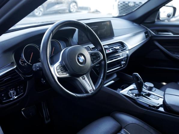BMW 5 серии VII (G30/G31/G38) с пробегом 2018 года, цена 4 598 000 рублей, 88362 км, седан, Автокод Объявления