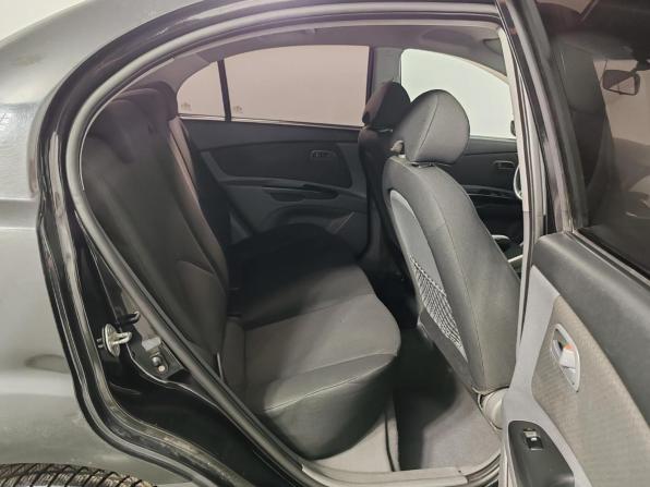 Kia Rio II Рестайлинг с пробегом 2009 года, цена 399 000 рублей, 310271 км, седан, Автокод Объявления