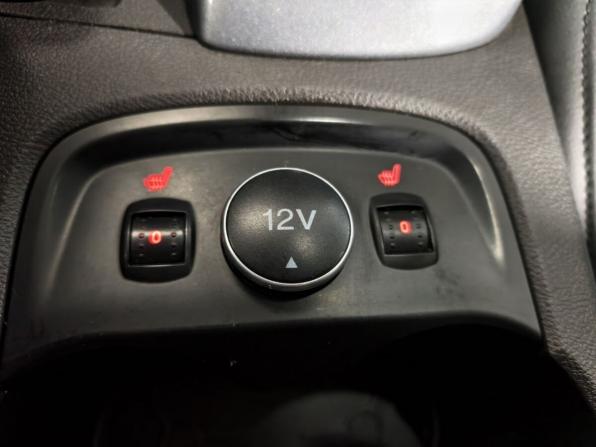 Ford Focus III с пробегом 2013 года, цена 915 000 рублей, 299176 км, универсал, Автокод Объявления