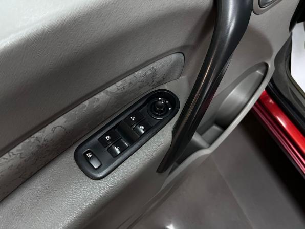 Renault Kangoo II с пробегом 2010 года, цена 775 000 рублей, 273171 км, компактвэн, Автокод Объявления