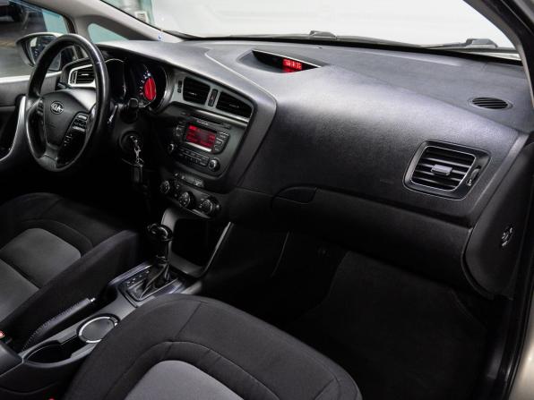 Kia Ceed II с пробегом 2012 года, цена 1 099 000 рублей, 185187 км, хэтчбек, Автокод Объявления