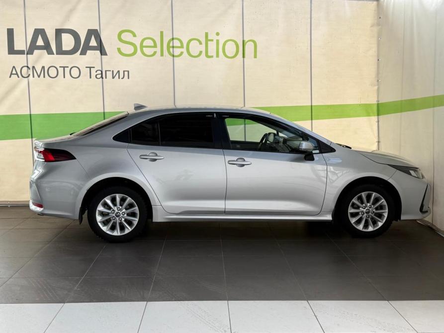 Toyota Corolla XI (E160 E170 E180) Рестайлинг 1 Нижний Тагил  - изображение 5