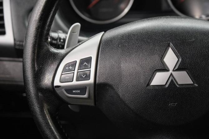 Mitsubishi Outlander II Рестайлинг с пробегом 2012 года, цена 1 229 000 рублей, 193000 км, внедорожник, Автокод Объявления