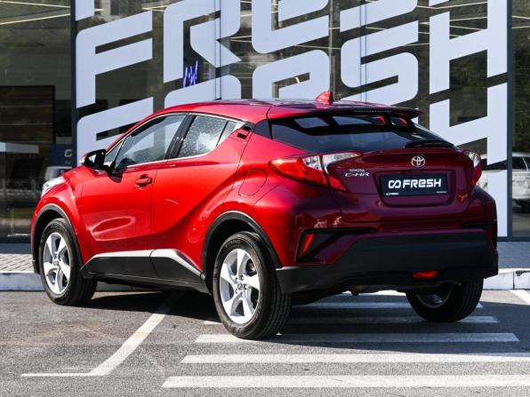 Toyota C-HR I с пробегом 2019 года, цена 2 179 000 рублей, 66153 км, внедорожник, Автокод Объявления