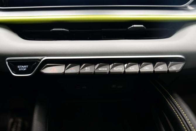 Geely Coolray I Рестайлинг с пробегом 2023 года, цена 2 320 000 рублей, 25000 км, внедорожник, Автокод Объявления