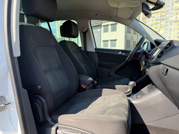 Volkswagen Tiguan I Рестайлинг с пробегом 2016 года, цена 1 295 000 рублей, 234000 км, внедорожник, Автокод Объявления