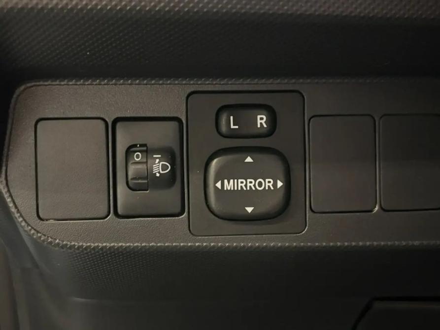 Toyota Auris I Саратов  - изображение 13