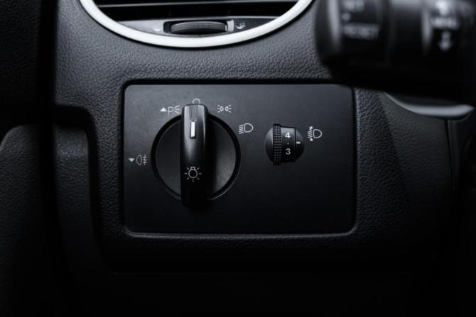 Ford Focus II Рестайлинг с пробегом 2011 года, цена 465 000 рублей, 187147 км, седан, Автокод Объявления