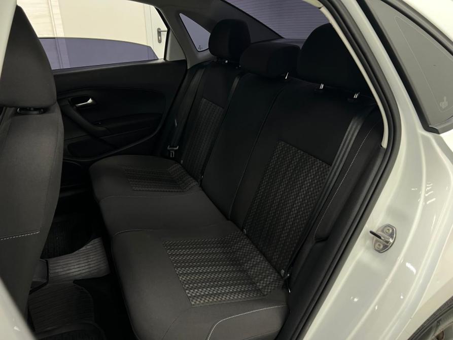 Volkswagen Polo V Рестайлинг Казань  - изображение 16