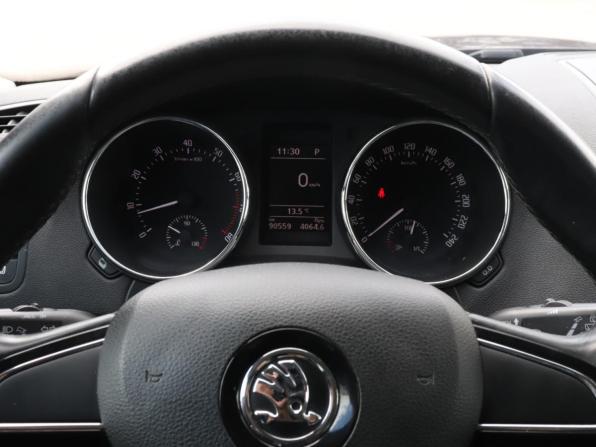 Skoda Yeti I Рестайлинг с пробегом 2014 года, цена 1 330 000 рублей, 90558 км, внедорожник, Автокод Объявления