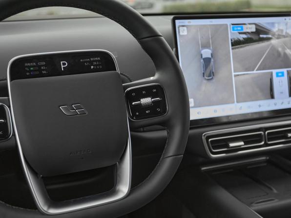 Новый Li Auto (Lixiang) L7 I Рестайлинг 2025 года, цена 10 690 000 рублей, внедорожник, Автокод Объявления