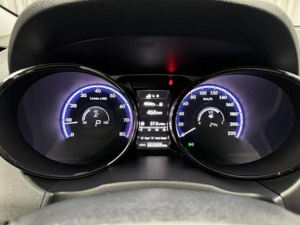 Hyundai ix35 I Рестайлинг с пробегом 2013 года, цена 1 350 000 рублей, 203505 км, внедорожник, Автокод Объявления