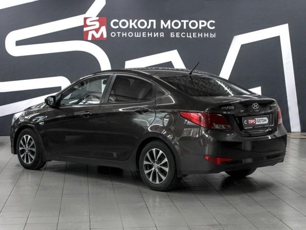 Hyundai Solaris I Рестайлинг с пробегом 2015 года, цена 859 900 рублей, 150000 км, седан, Автокод Объявления
