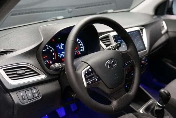 Hyundai Solaris II Рестайлинг с пробегом 2021 года, цена 1 590 000 рублей, 78000 км, седан, Автокод Объявления