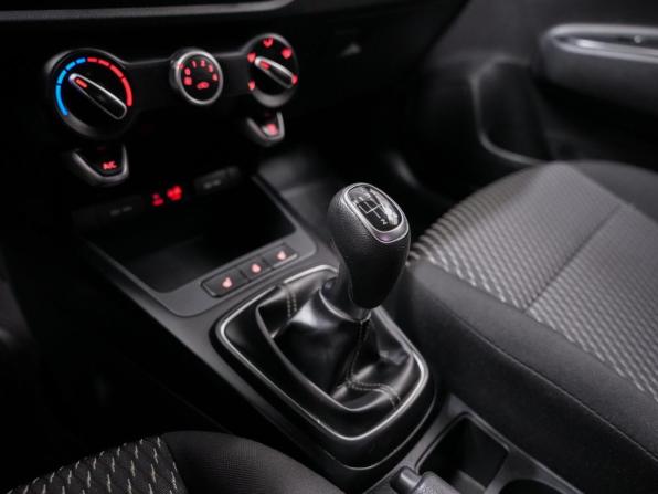 Kia Rio IV с пробегом 2019 года, цена 1 325 000 рублей, 118000 км, седан, Автокод Объявления