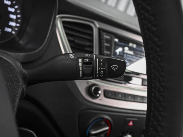 Hyundai Solaris II с пробегом 2019 года, цена 1 484 000 рублей, 106891 км, седан, Автокод Объявления