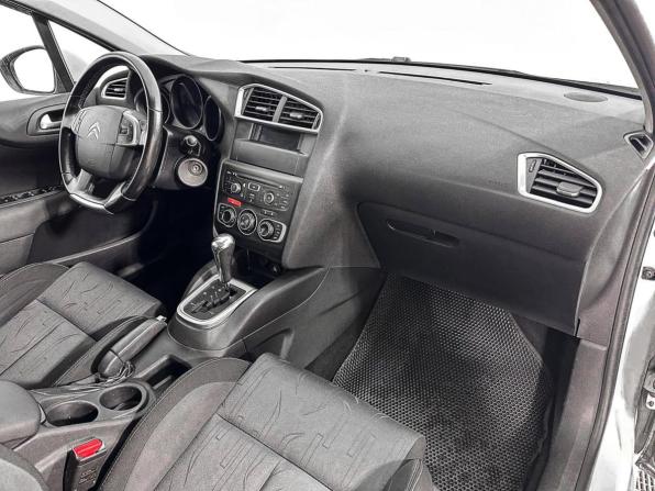 Citroen C4 II с пробегом 2011 года, цена 532 600 рублей, 98000 км, хэтчбек, Автокод Объявления