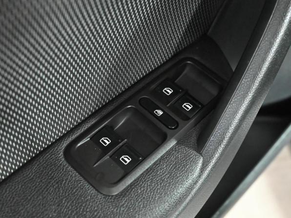 Skoda Yeti I с пробегом 2012 года, цена 750 000 рублей, 228708 км, внедорожник, Автокод Объявления
