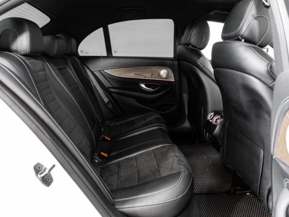 Mercedes-Benz E-Класс V (W213 S213 C238) с пробегом 2016 года, цена 2 199 000 рублей, 222068 км, седан, Автокод Объявления
