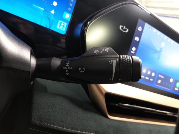 Geely Monjaro I с пробегом 2024 года, цена 3 390 000 рублей, 33835 км, внедорожник, Автокод Объявления