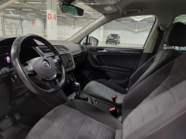 Volkswagen Tiguan II с пробегом 2017 года, цена 2 640 000 рублей, 127557 км, внедорожник, Автокод Объявления