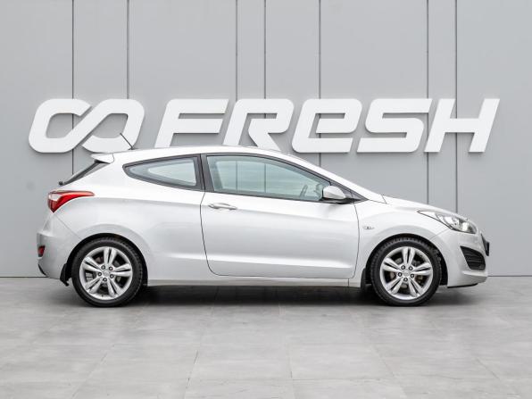 Hyundai i30 II с пробегом 2013 года, цена 870 000 рублей, 219395 км, хэтчбек, Автокод Объявления