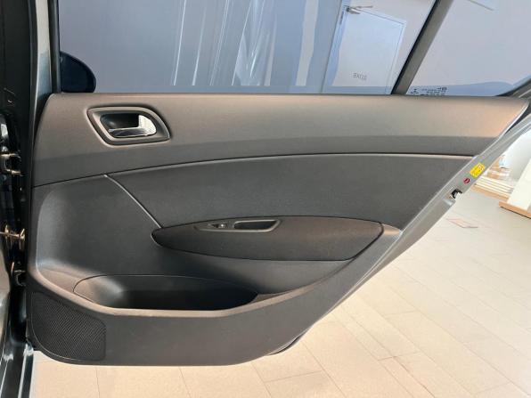 Peugeot 408 I с пробегом 2014 года, цена 595 000 рублей, 177000 км, седан, Автокод Объявления