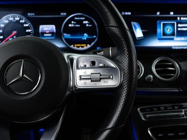Mercedes-Benz E-Класс V (W213 S213 C238) с пробегом 2019 года, цена 3 999 055 рублей, 150401 км, седан, Автокод Объявления