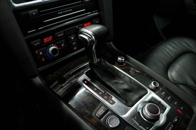 Audi Q7 I (4L) Рестайлинг с пробегом 2014 года, цена 2 199 000 рублей, 226684 км, внедорожник, Автокод Объявления