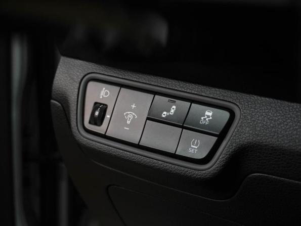 Kia Cerato IV Рестайлинг с пробегом 2022 года, цена 2 649 000 рублей, 20854 км, седан, Автокод Объявления