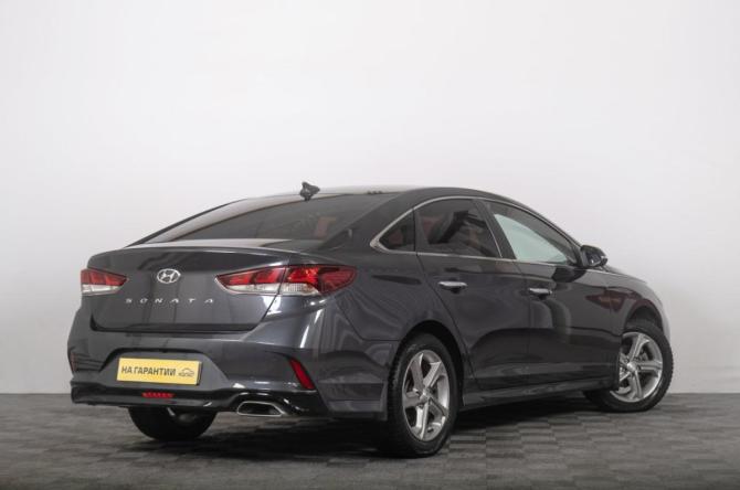 Hyundai Sonata VII (LF) Рестайлинг с пробегом 2018 года, цена 2 199 000 рублей, 71000 км, седан, Автокод Объявления