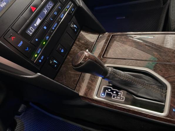 Toyota Camry VII (XV50) Рестайлинг 2 с пробегом 2018 года, цена 1 899 000 рублей, 206761 км, седан, Автокод Объявления