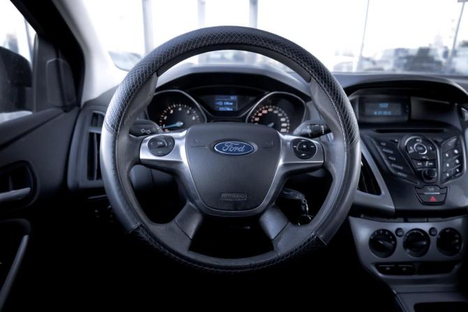 Ford Focus III с пробегом 2013 года, цена 659 900 рублей, 225102 км, седан, Автокод Объявления