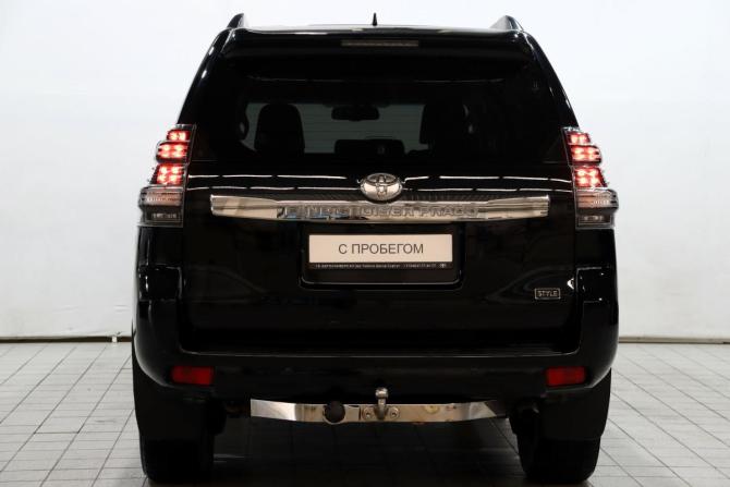 Toyota Land Cruiser Prado 150 Series Рестайлинг 1 с пробегом 2017 года, цена 3 990 000 рублей, 155150 км, внедорожник, Автокод Объявления