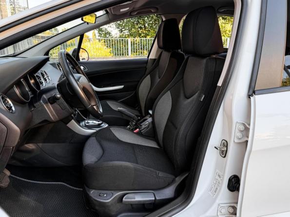 Peugeot 308 I Рестайлинг с пробегом 2012 года, цена 598 000 рублей, 118389 км, хэтчбек, Автокод Объявления
