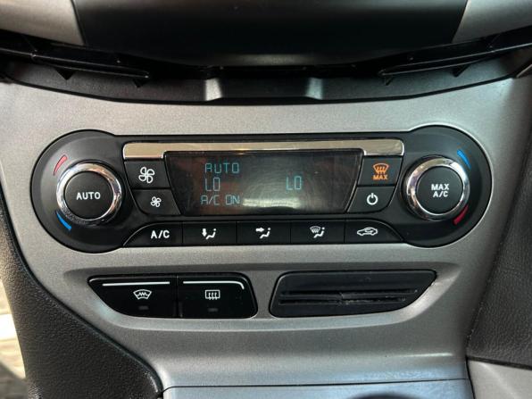 Ford Focus III с пробегом 2014 года, цена 890 000 рублей, 181362 км, универсал, Автокод Объявления