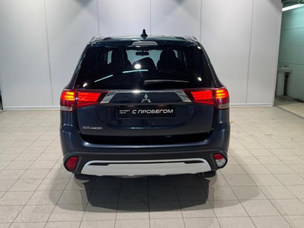 Mitsubishi Outlander III Рестайлинг 3 с пробегом 2020 года, цена 2 490 000 рублей, 116000 км, внедорожник, Автокод Объявления