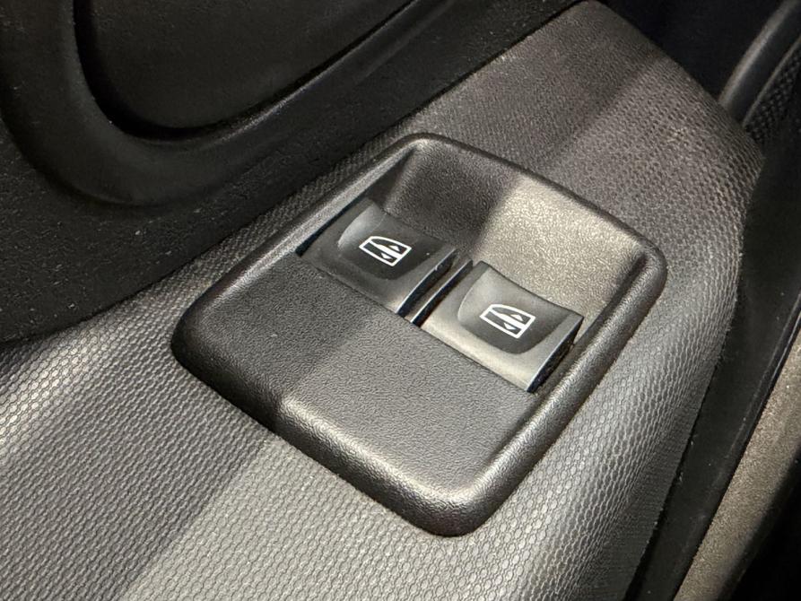 Renault Logan II Рестайлинг Псков  - изображение 16