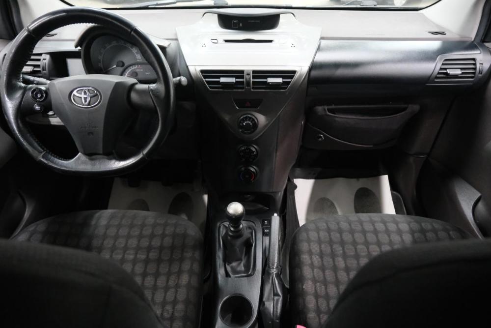 Toyota iQ Омск  - изображение 14