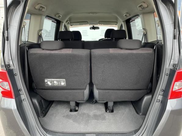 Honda Freed I с пробегом 2010 года, цена 888 000 рублей, 270235 км, компактвэн, Автокод Объявления