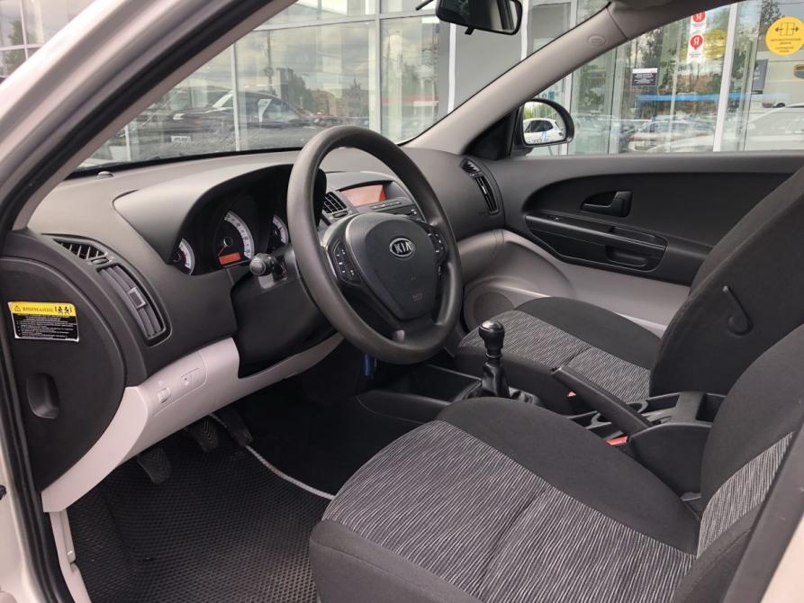Kia Ceed I Брянск  - изображение 9