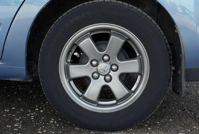 Toyota Prius II Рестайлинг (XW20) с пробегом 2006 года, цена 635 000 рублей, 233982 км, лифтбек, Автокод Объявления