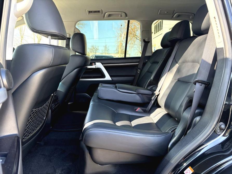 Toyota Land Cruiser 200 Series Рестайлинг 2 Пермь  - изображение 16