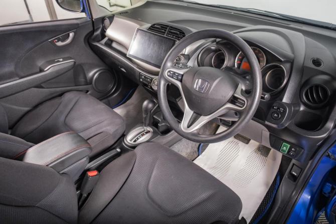 Honda Fit II с пробегом 2011 года, цена 969 000 рублей, 109300 км, хэтчбек, Автокод Объявления