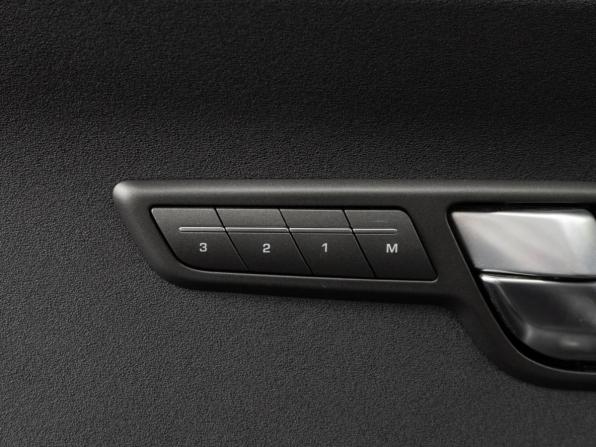 Land Rover Range Rover Evoque I с пробегом 2011 года, цена 1 599 000 рублей, 186387 км, внедорожник, Автокод Объявления