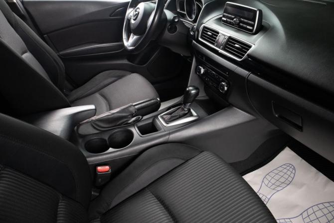 Mazda 3 III (BM) с пробегом 2014 года, цена 1 279 000 рублей, 253302 км, седан, Автокод Объявления