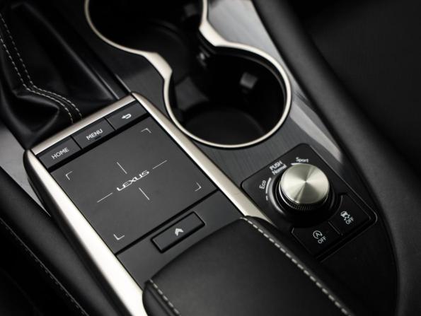 Lexus RX IV Рестайлинг с пробегом 2021 года, цена 4 899 000 рублей, 90928 км, внедорожник, Автокод Объявления