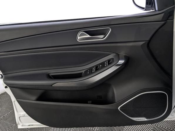Omoda S5 с пробегом 2023 года, цена 1 625 000 рублей, 14822 км, седан, Автокод Объявления